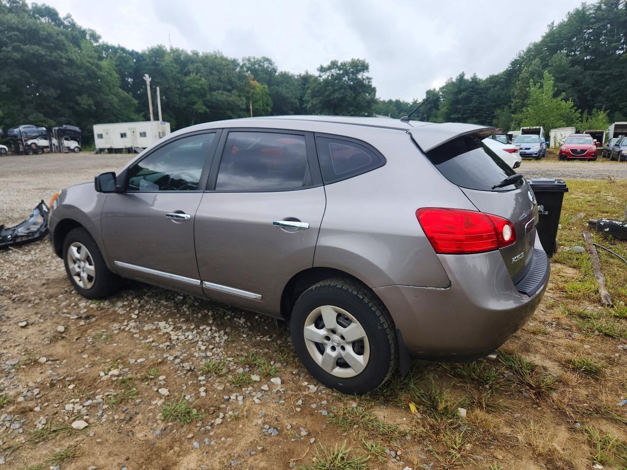 2011 Nissan Rogue S - Фото 2