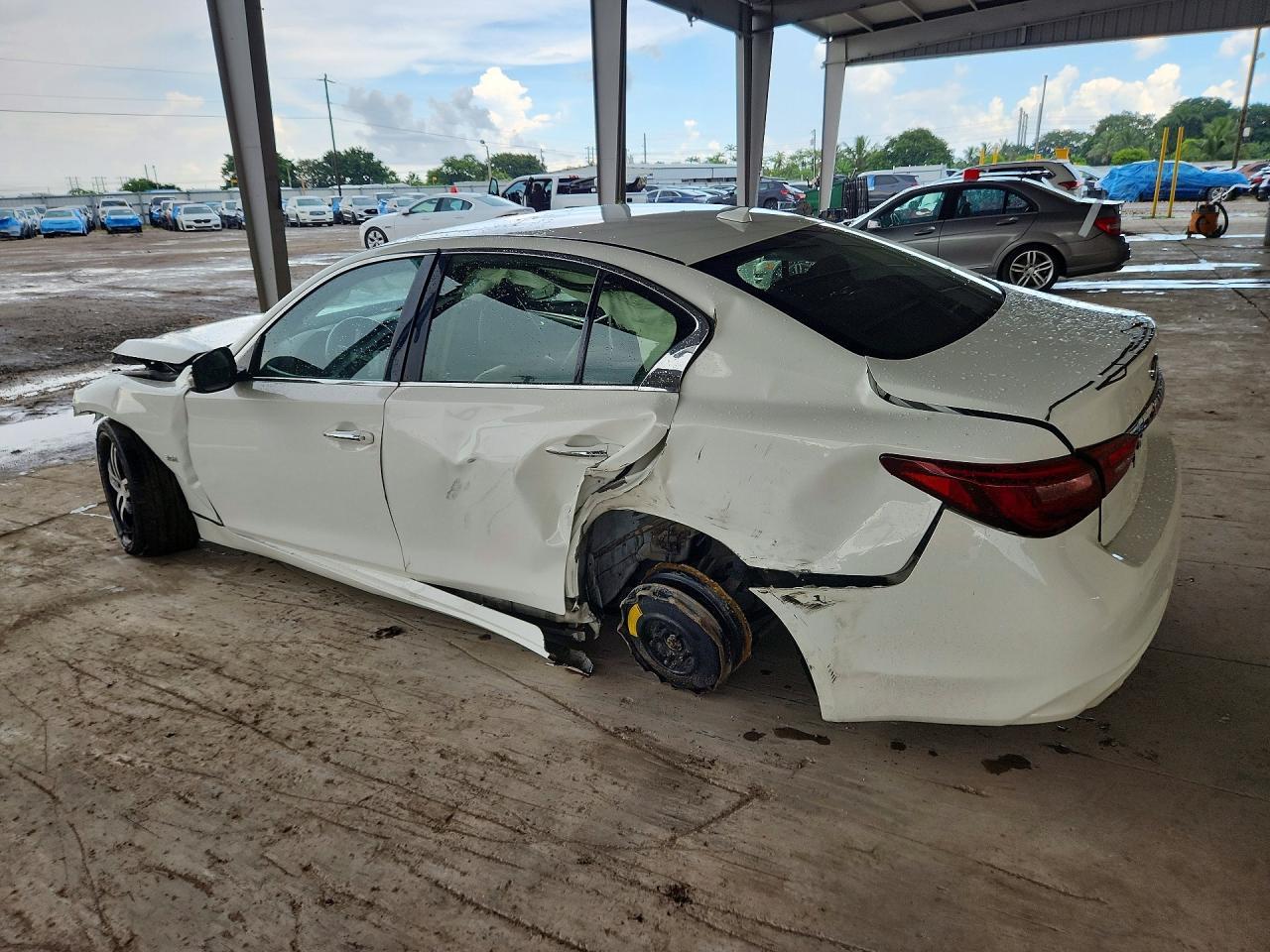 2020 Infi Q50 - Фото 2