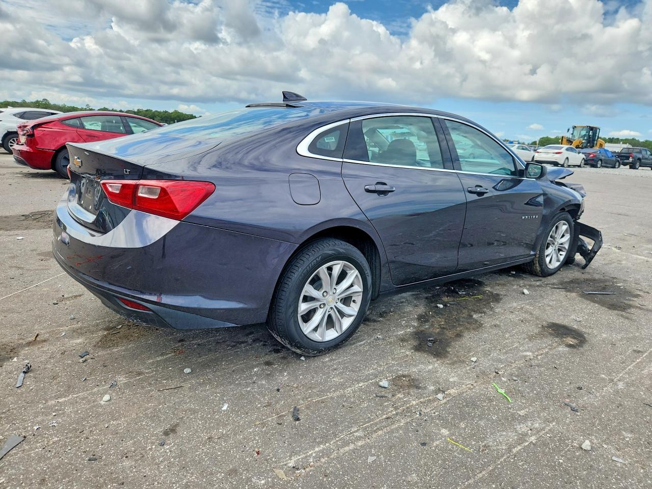 2023 Chevrolet Malibu Lt - Image 3