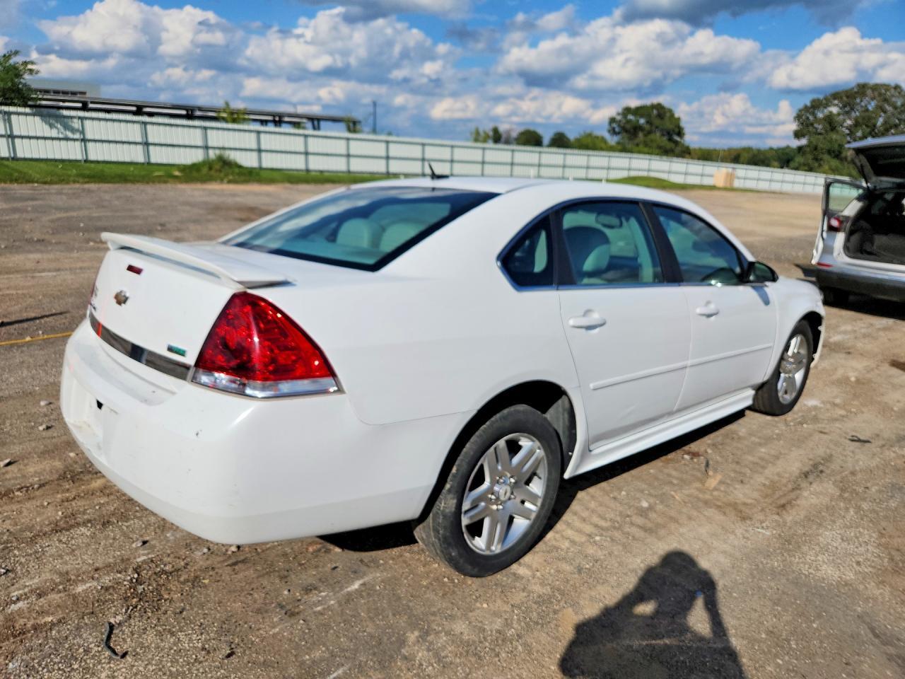 2011 Chevrolet Impala Lt - Фото 3