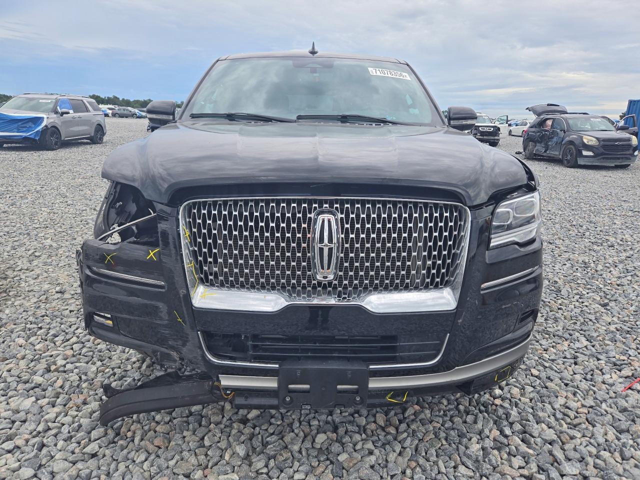 2024 Lincoln Navigator L - Image 5