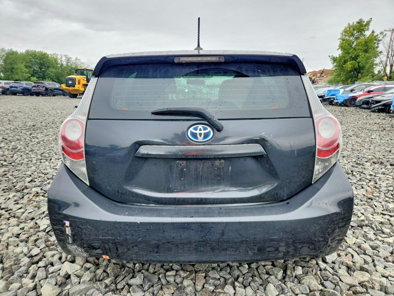 2012 Toyota Prius C Three - Фото 6