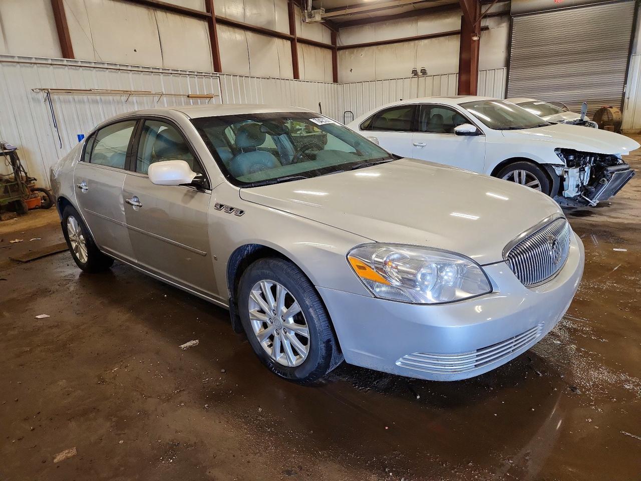 2009 Buick Lucerne Cxl - Image 4
