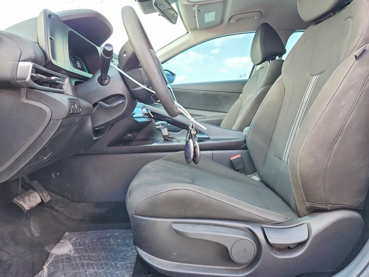 2025 Hyundai Elantra Hybrid Blue - Фото 7