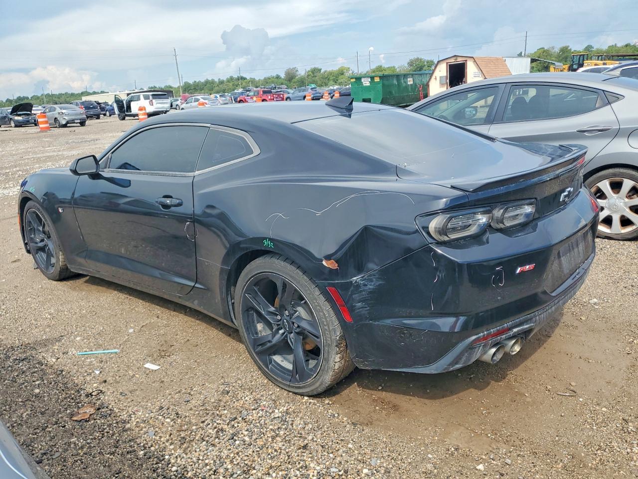 2021 Chevrolet Camaro Lt - Image 2