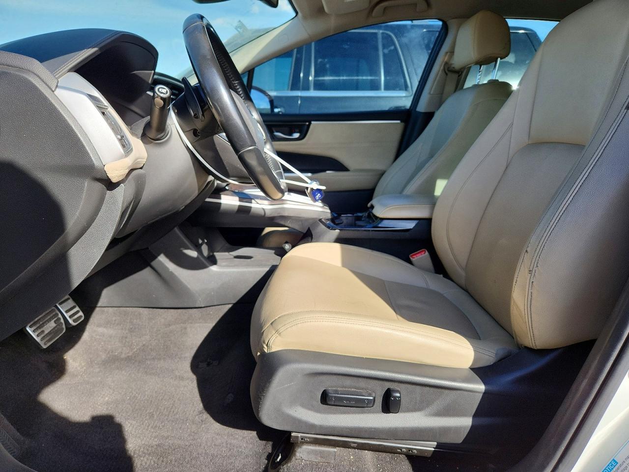 2019 Honda Clarity Touring - Image 7