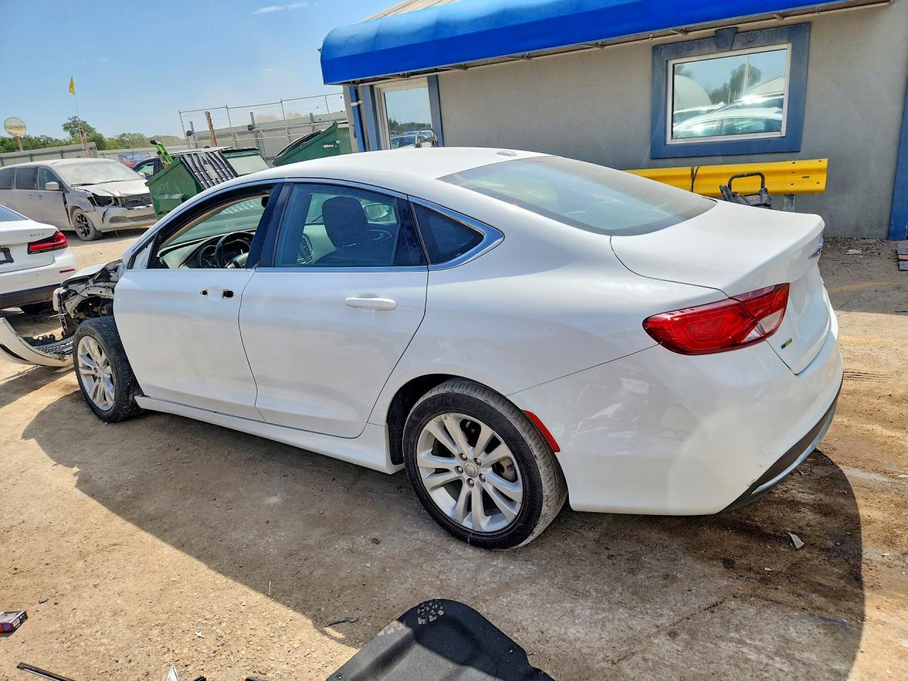2015 Chrysler 200 Limited - Image 2