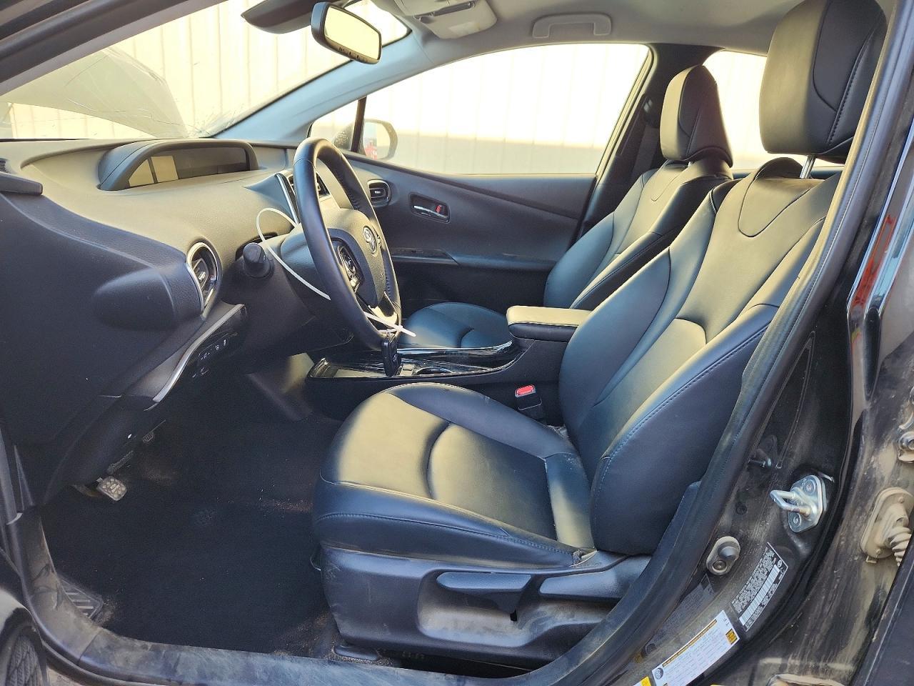 2022 Toyota Prius Xle Awd-E - Image 7