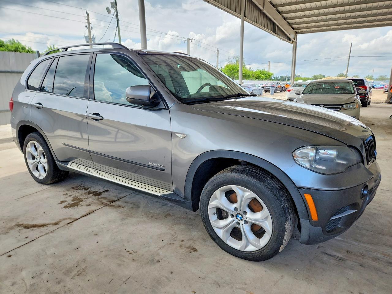 2012 BMW X5 xDrive35I - Image 4