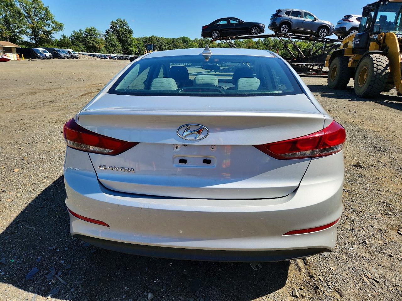 2017 Hyundai Elantra Se - Фото 6