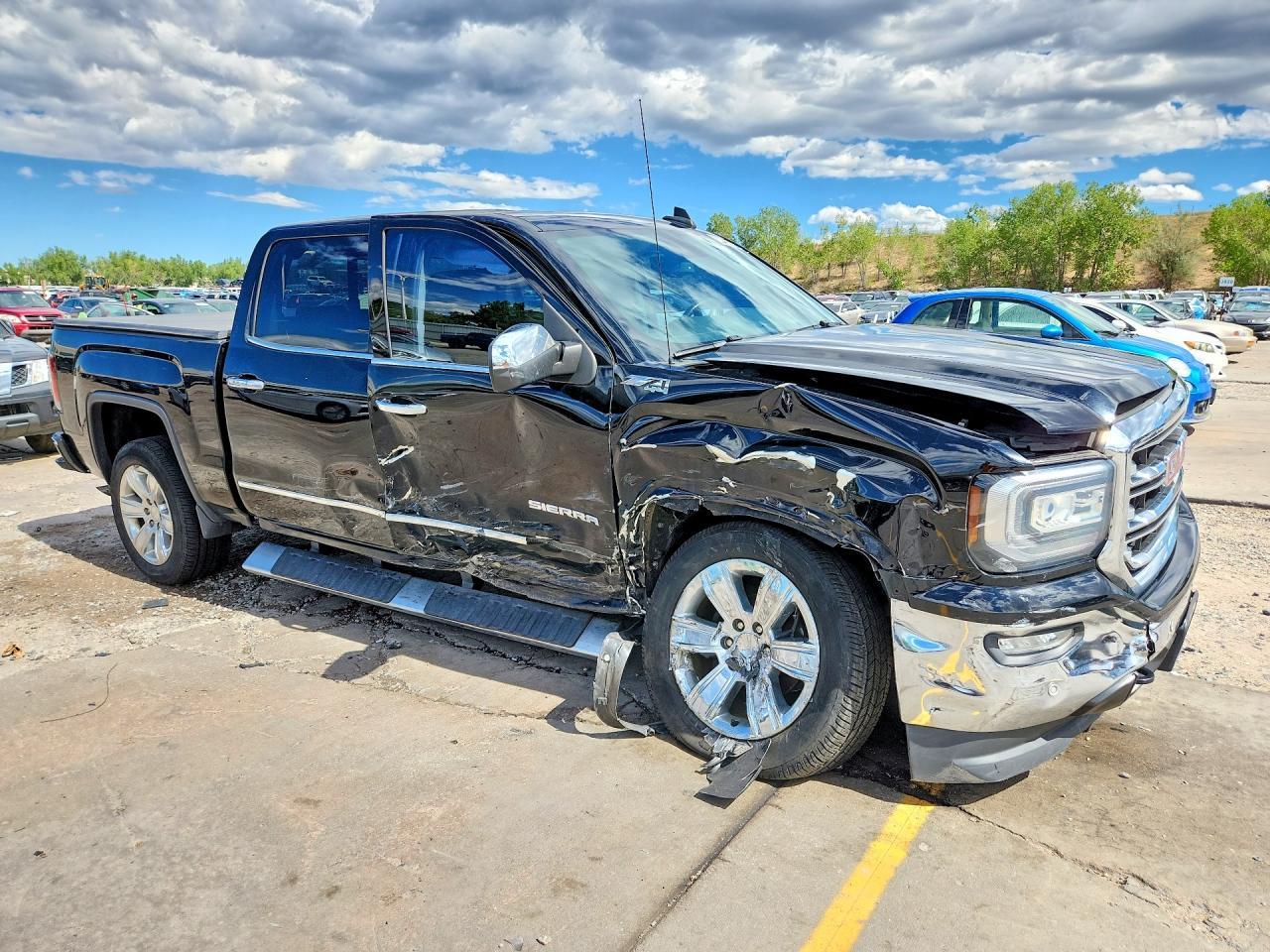 2017 GMC Sierra K1500 Slt - Image 4