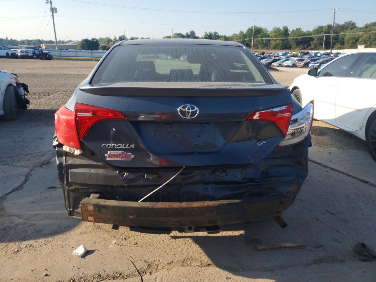 2017 Toyota Corolla Se - Image 6