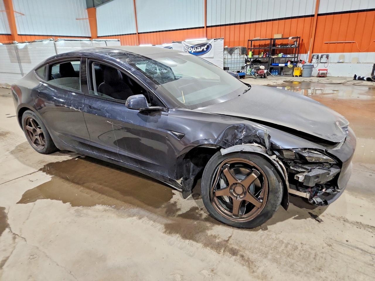 2025 Tesla Model 3 - Image 4