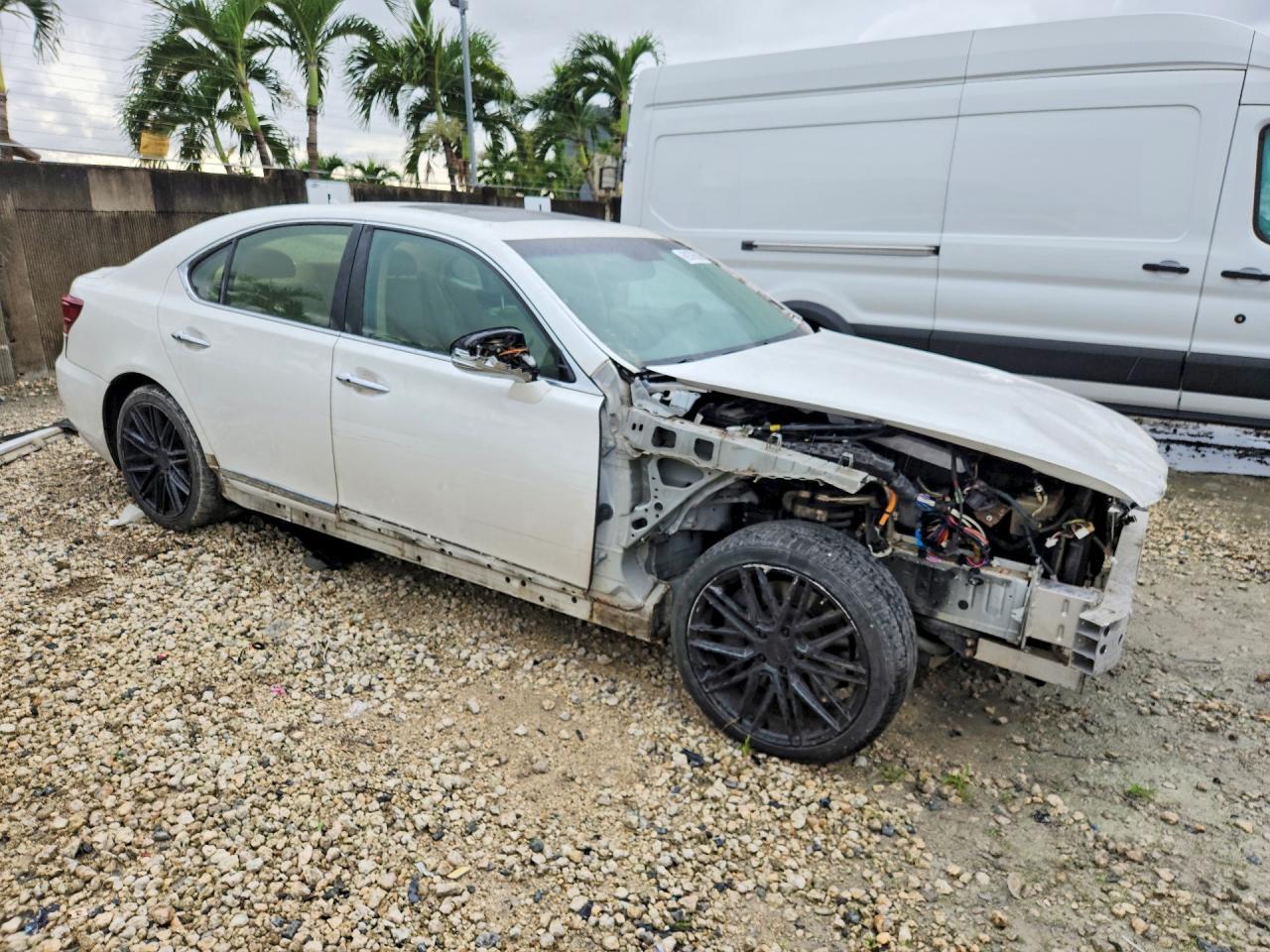2013 Lexus Ls 460 - Фото 4