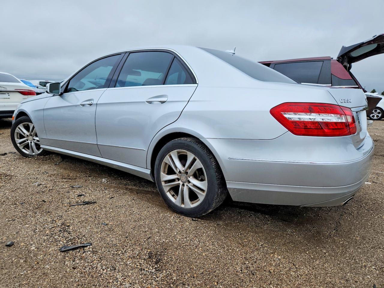 2010 Mercedes-Benz E 350 4Matic - Image 2