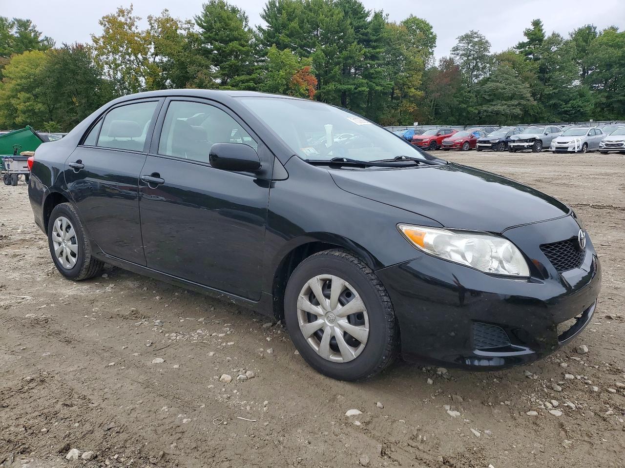 2010 Toyota Corolla Le - Image 4