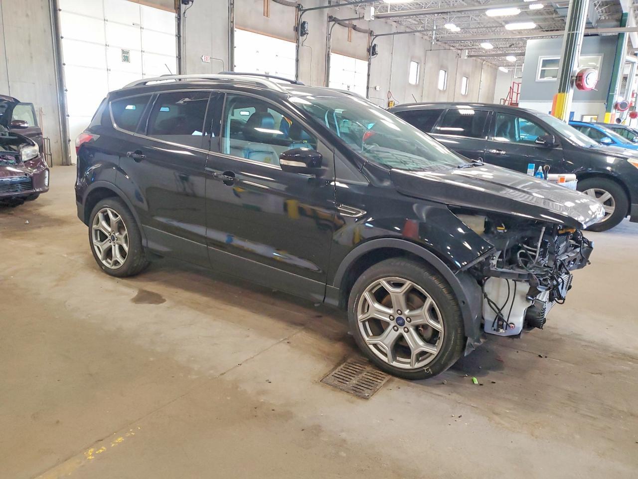 2017 Ford Escape Titanium - Фото 4