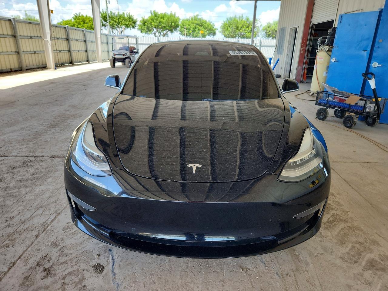 2020 Tesla Model 3 - Фото 5