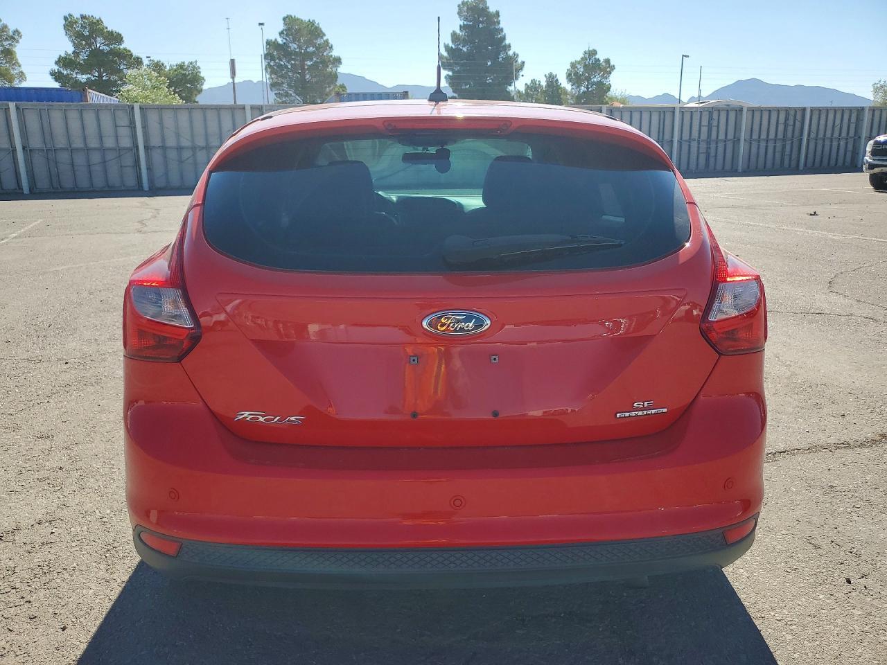 2013 Ford Focus Se - Фото 6