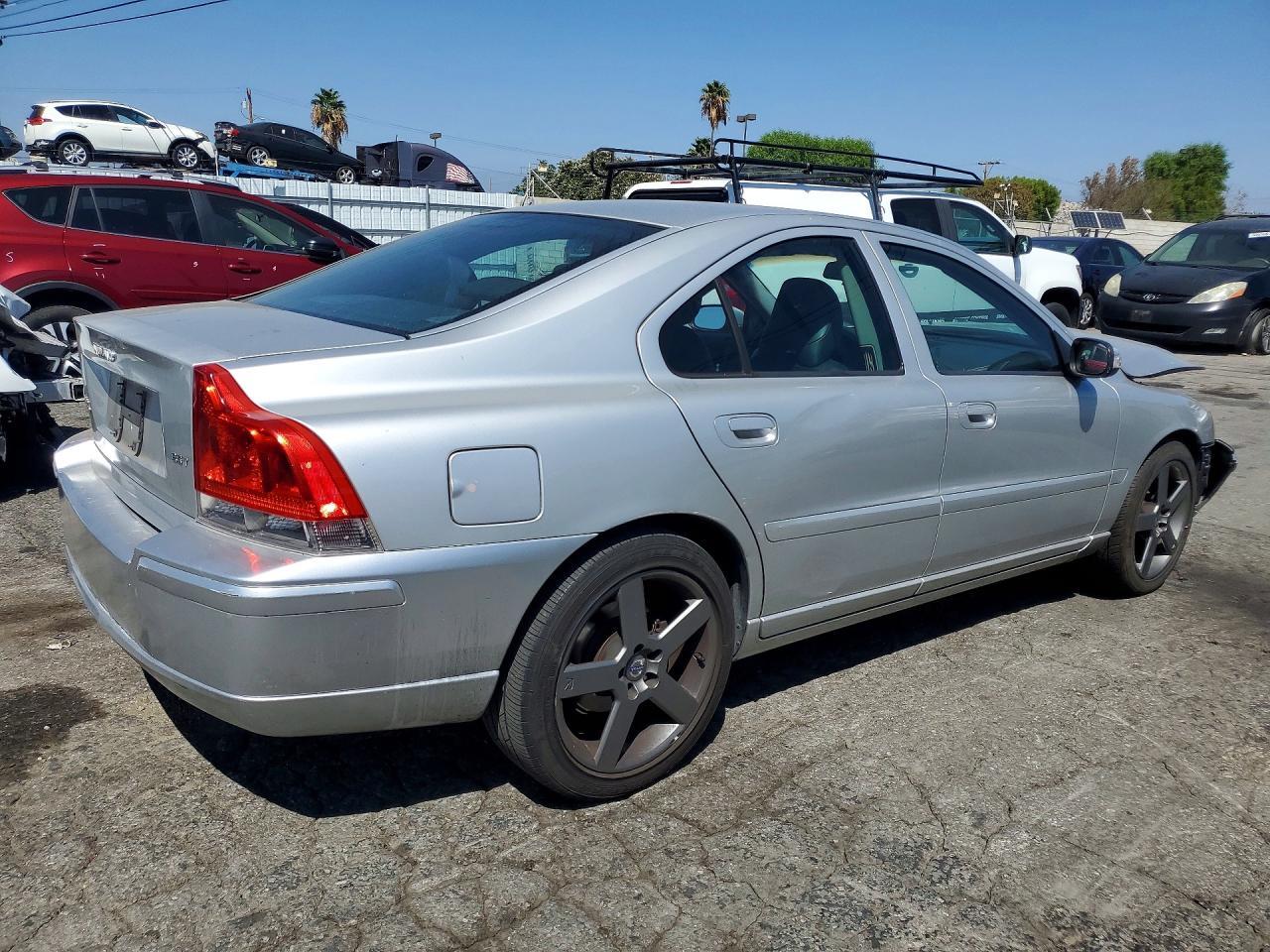 2007 Volvo S60 2.5T - Фото 3