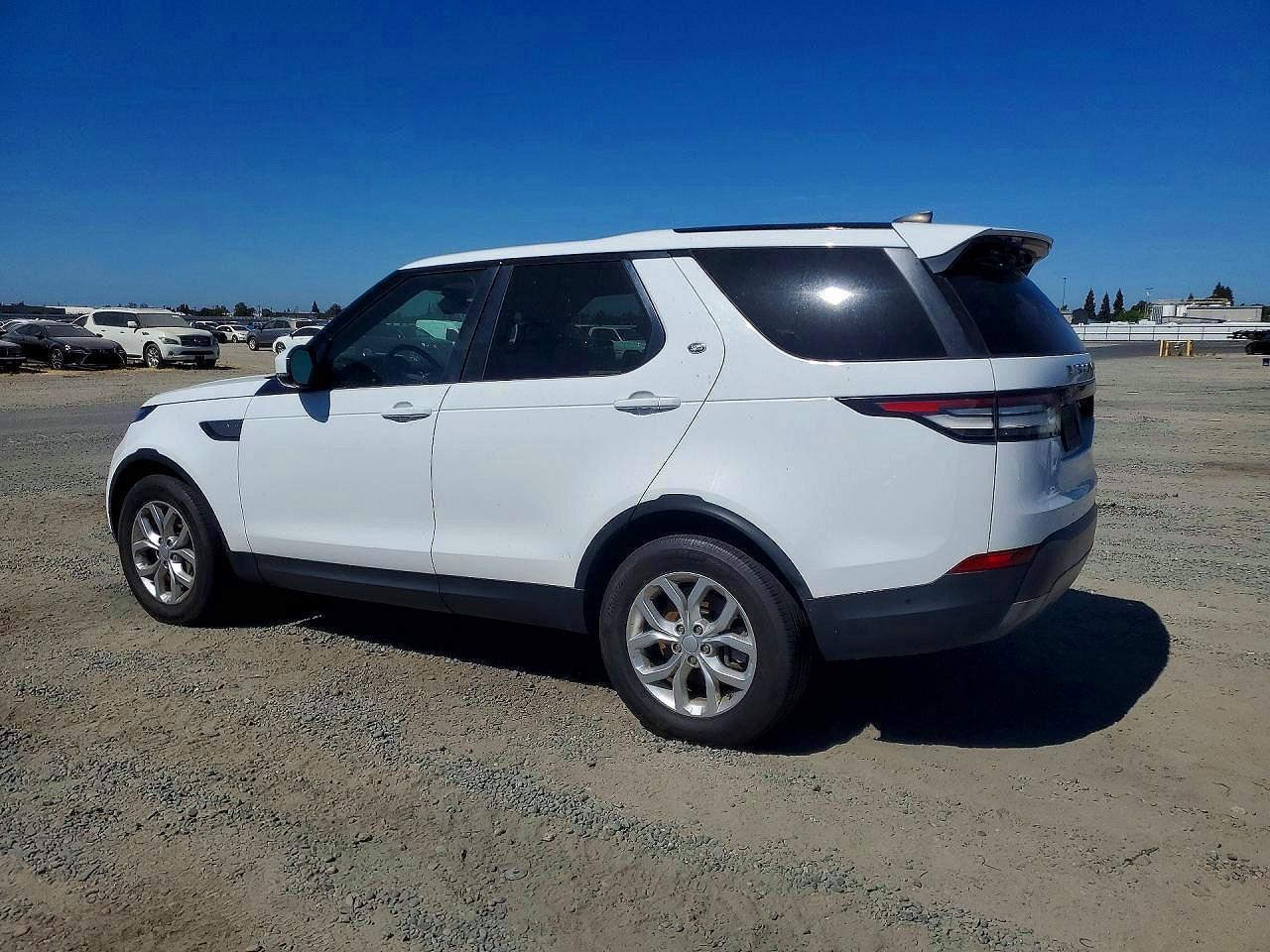 2020 Land Rover Discovery Se - Image 2