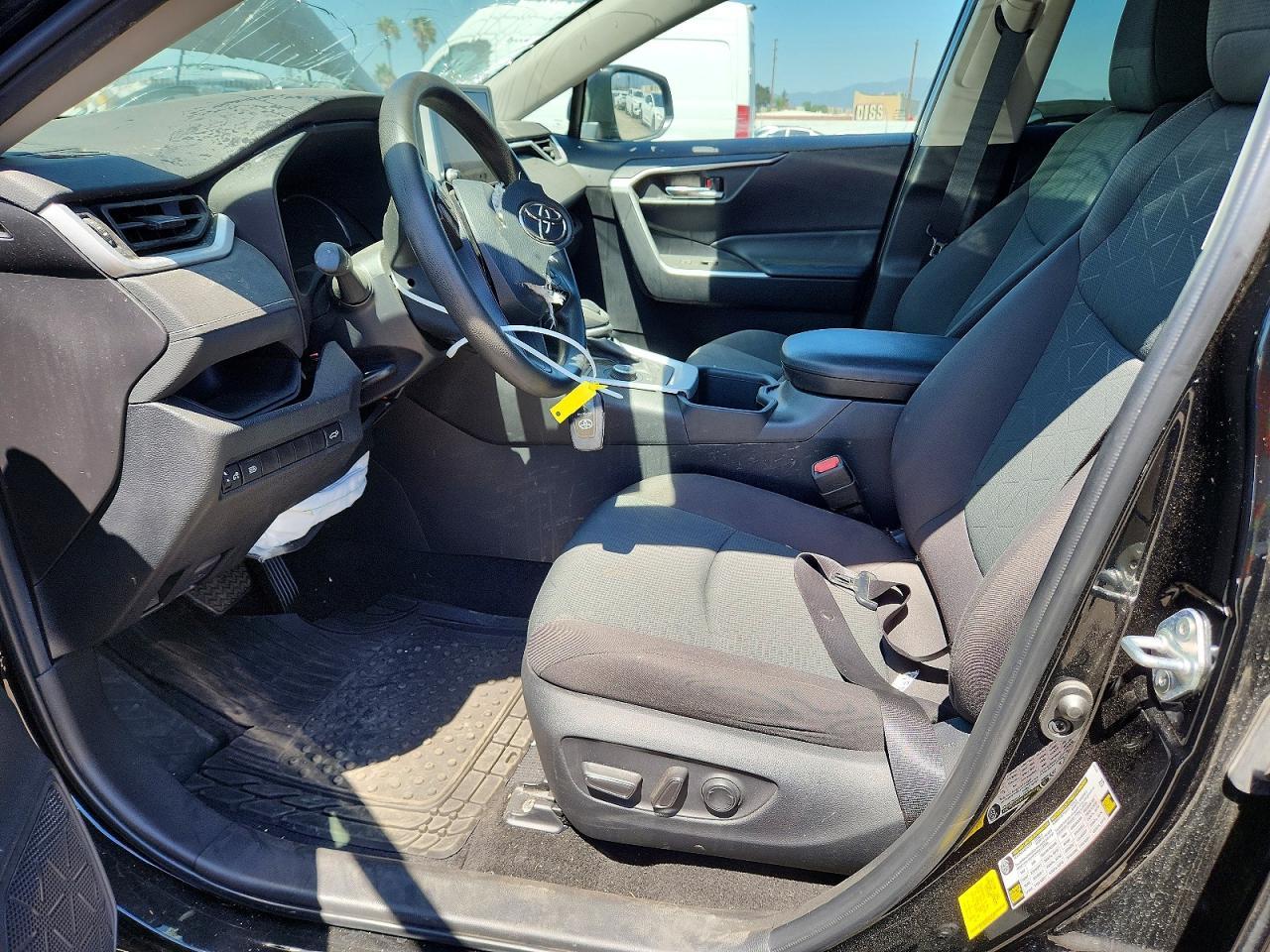 2024 Toyota Rav4 Hybrid Xle - Image 7