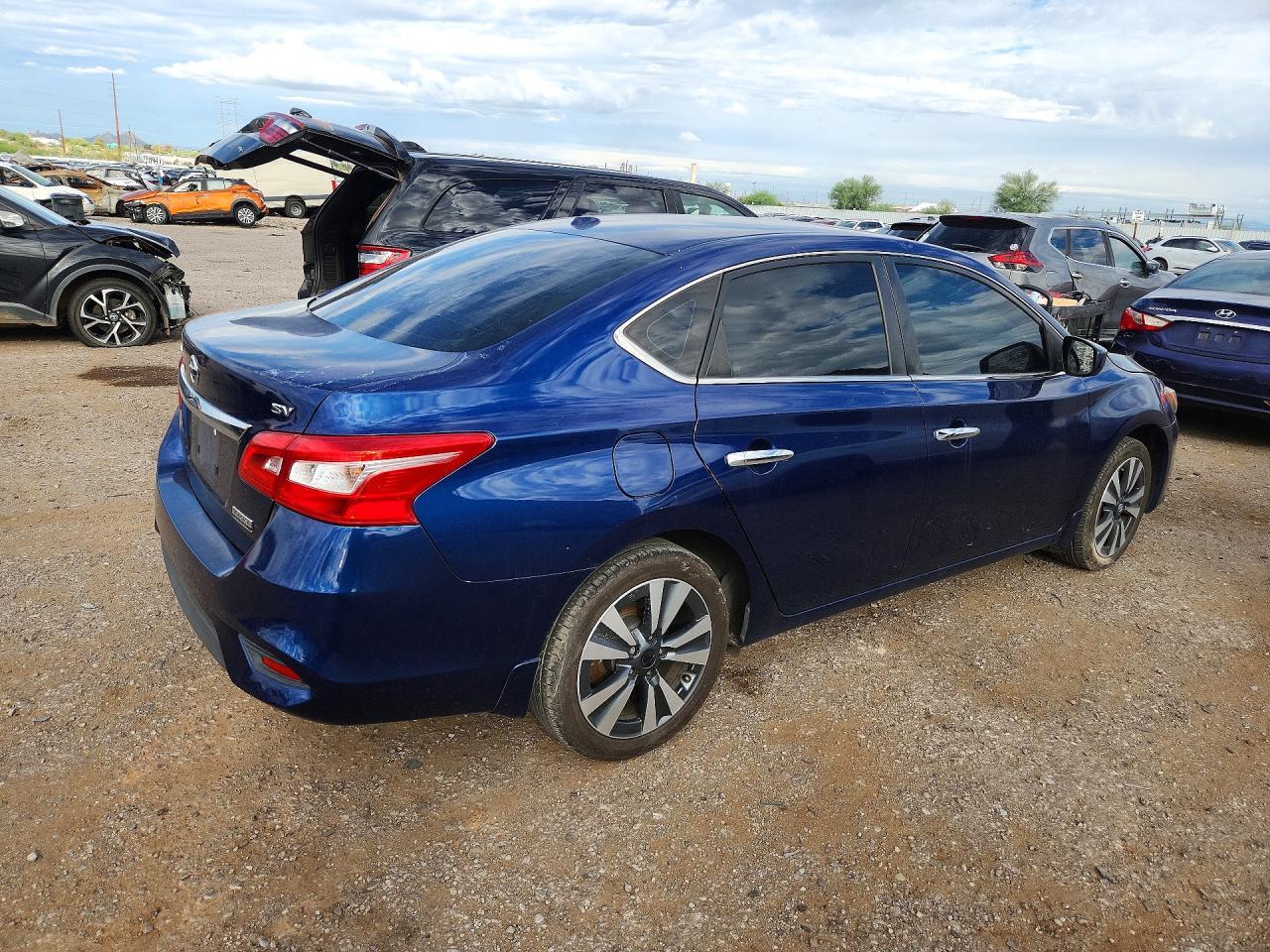 2019 Nissan Sentra Sv - Фото 3