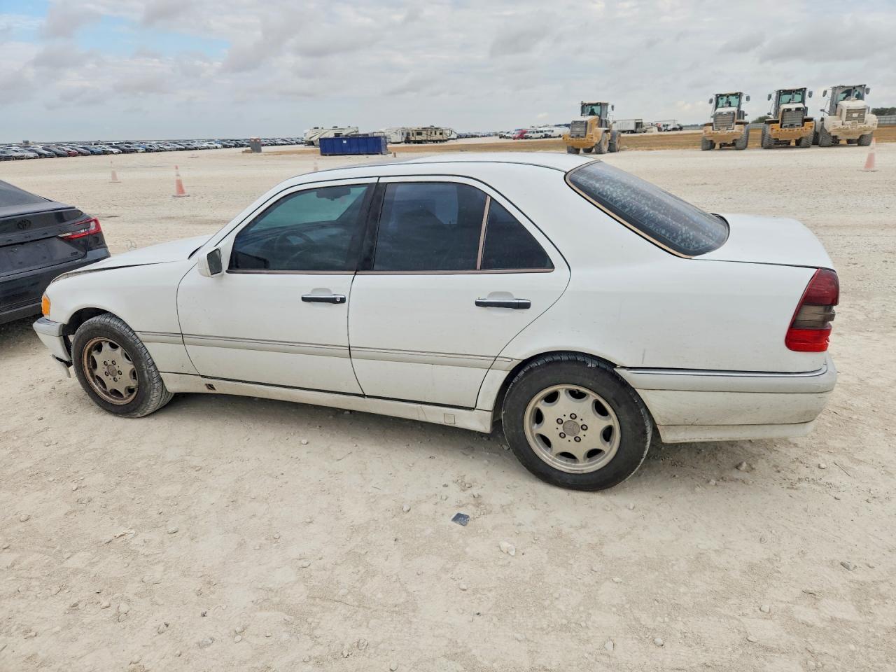 1999 Mercedes-Benz C 230 - Image 2