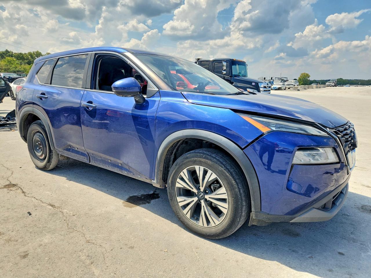 2022 Nissan Rogue Sv - Image 4
