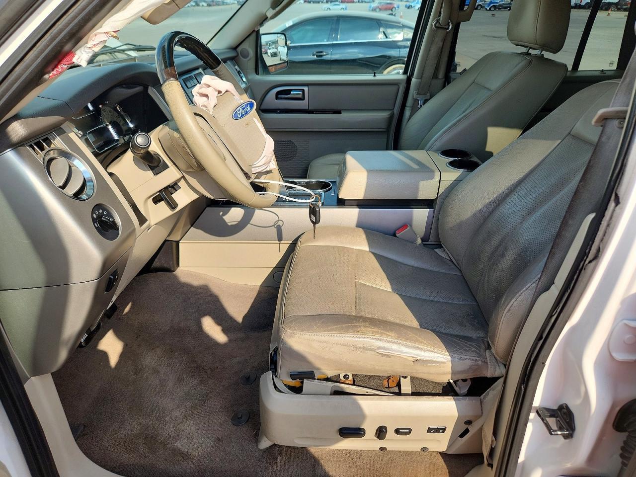 2013 Ford Expedition Limited - Image 7
