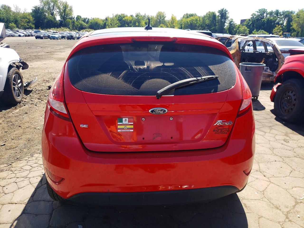 2013 Ford Fiesta Se - Image 6