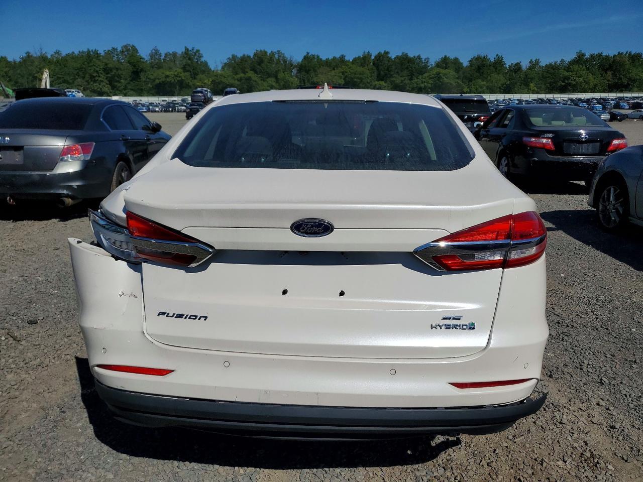 2019 Ford Fusion Se - Фото 6