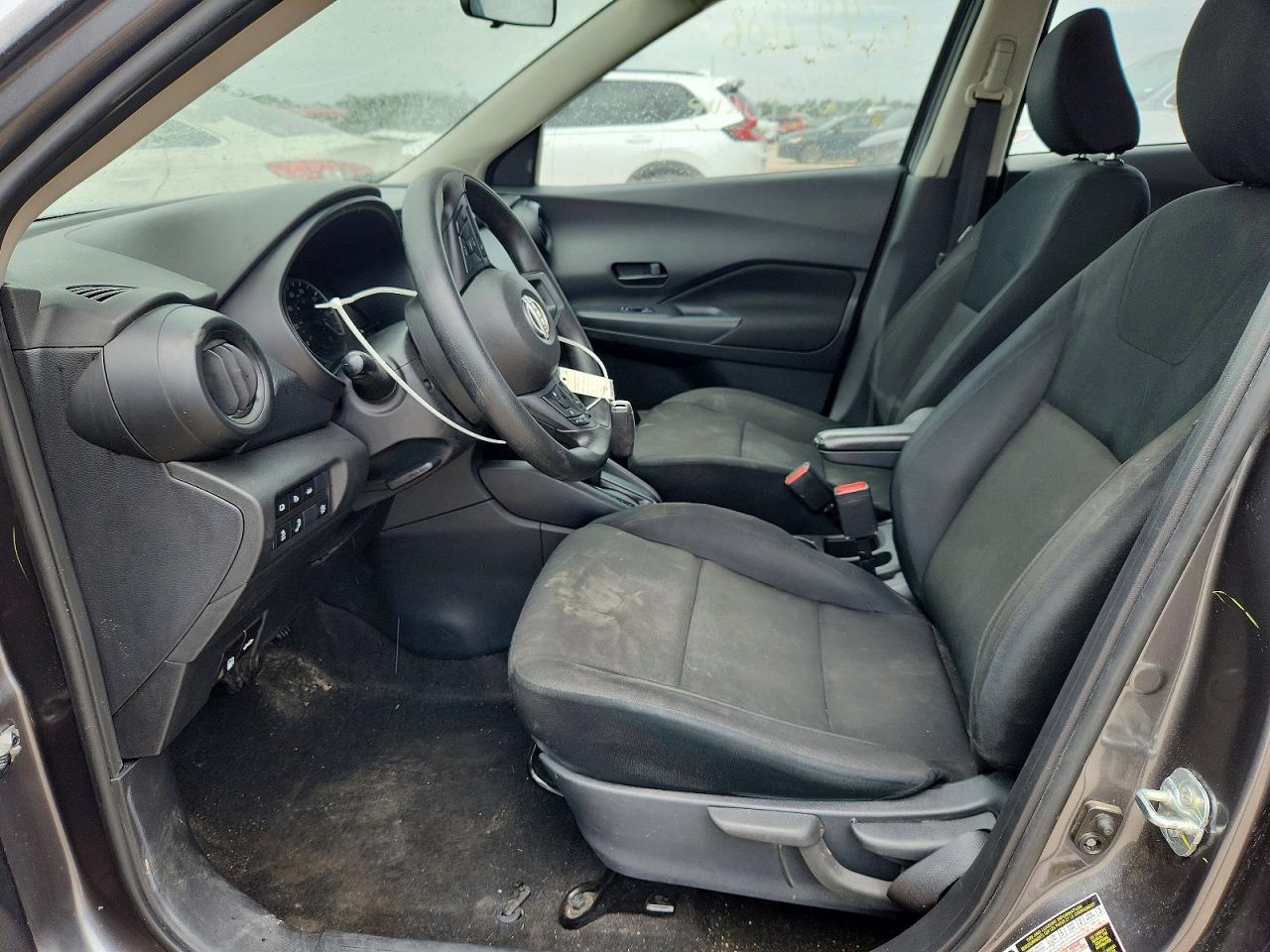 2024 Nissan Kicks S - Image 7