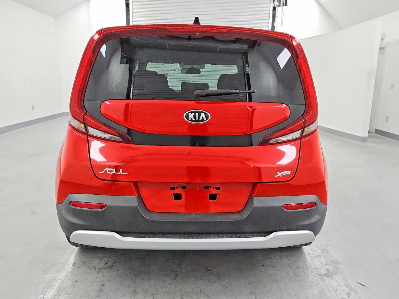 2020 Kia Soul X-Line - Image 6