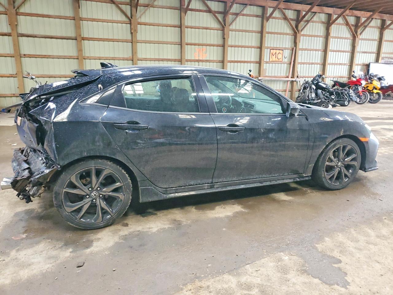 2018 Honda Civic Sport - Image 3