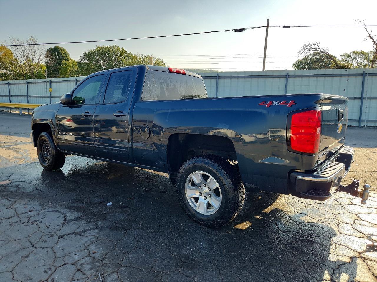 2018 Chevrolet Silverado K1500 Lt - Фото 2