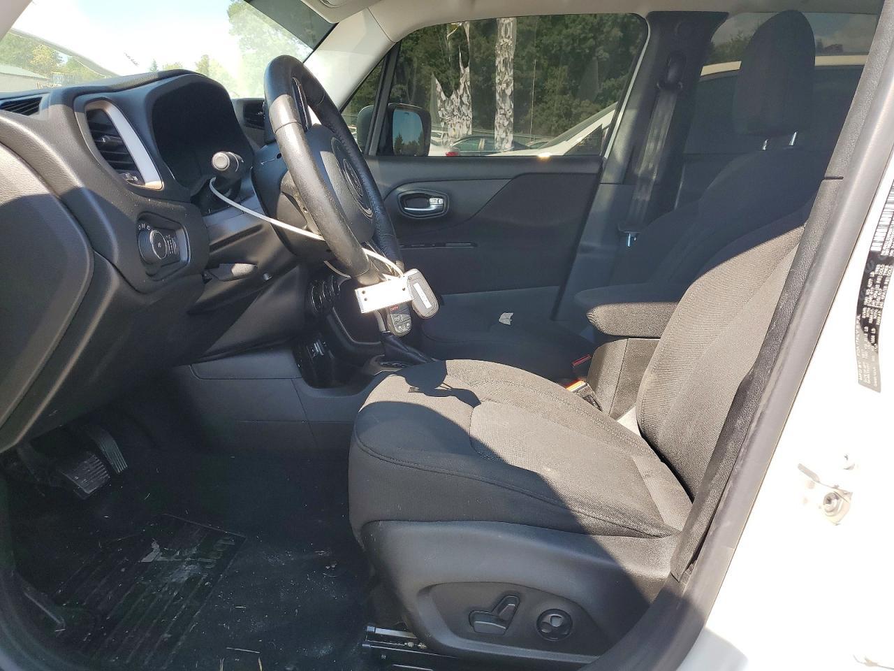 2017 Jeep Renegade Latitude - Фото 7