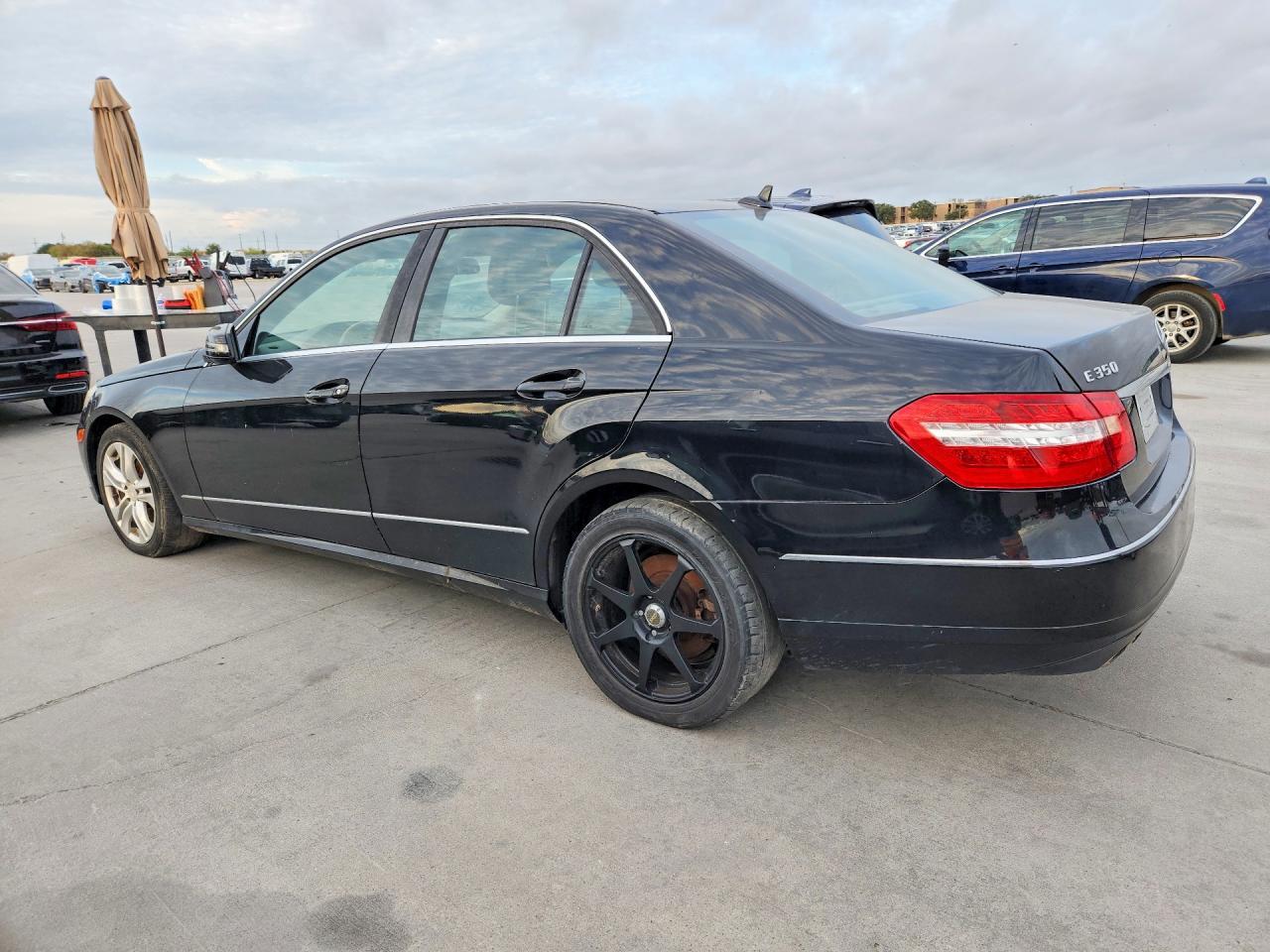 2011 Mercedes-Benz E 350 4Matic - Image 2