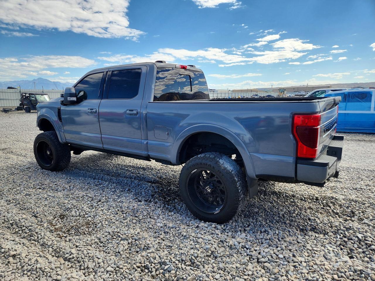 2022 Ford F350 Super Duty - Image 2