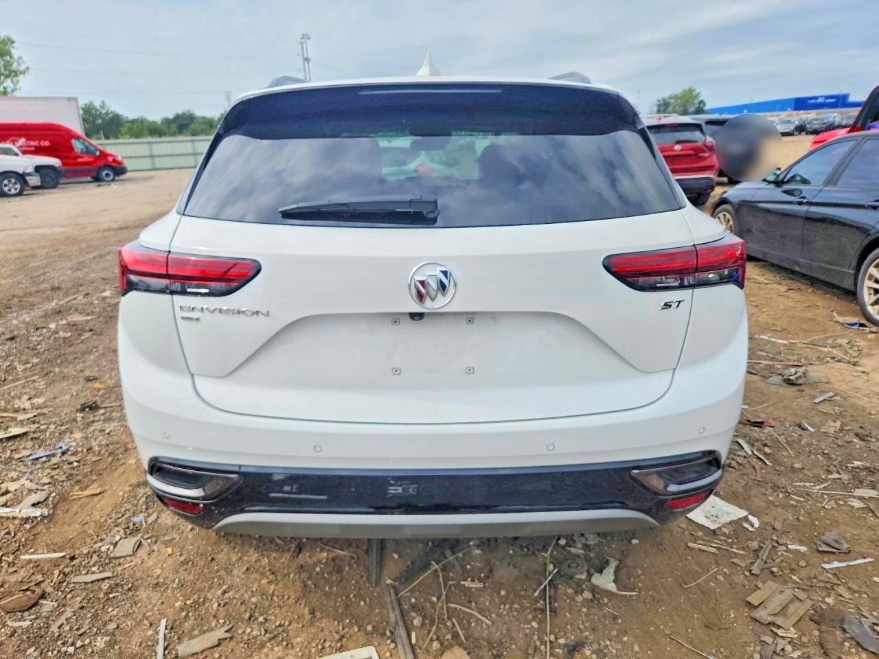 2023 Buick Envision Essence - Image 6