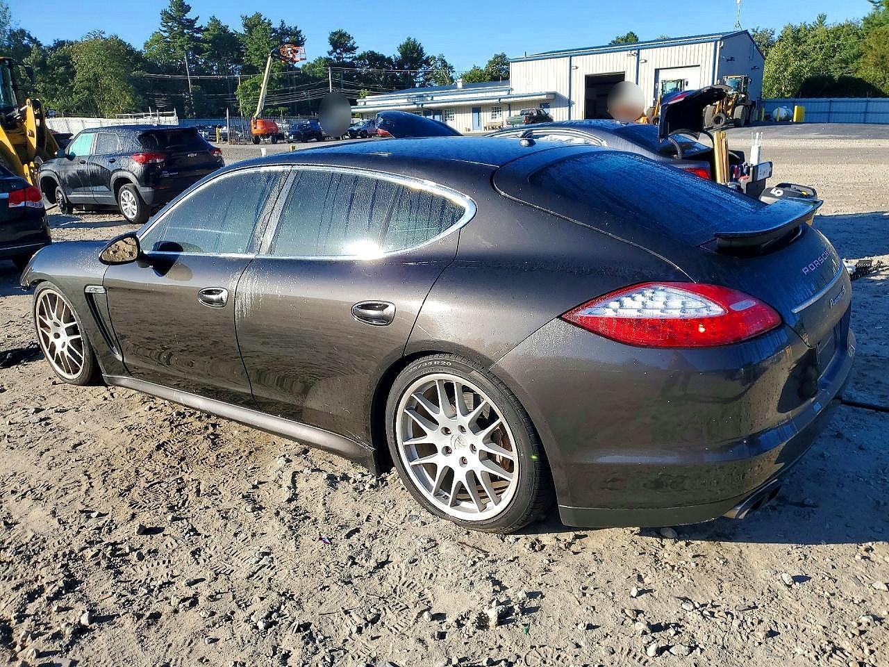 2010 Porsche Panamera S - Image 2