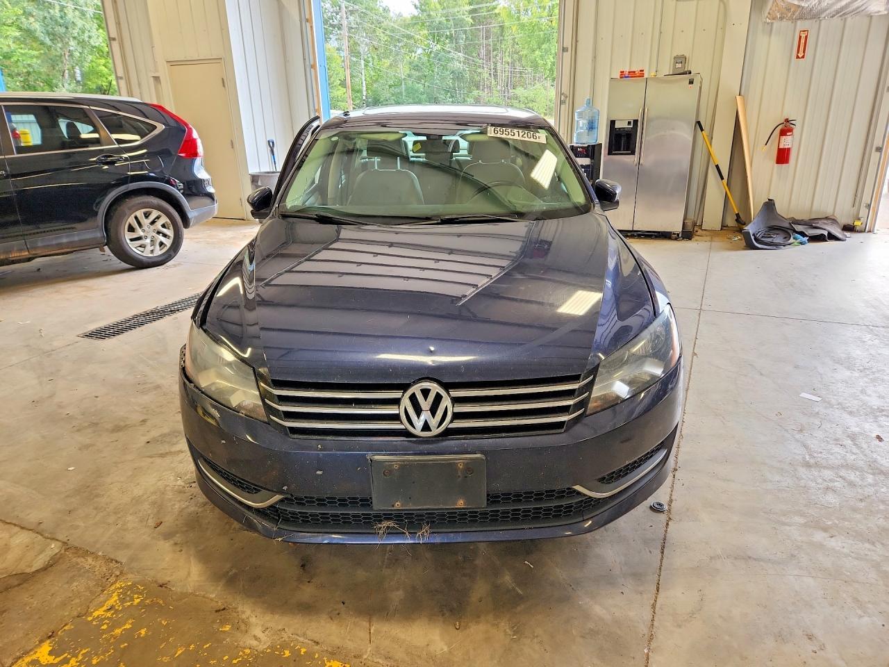 2012 Volkswagen Passat Se - Image 5