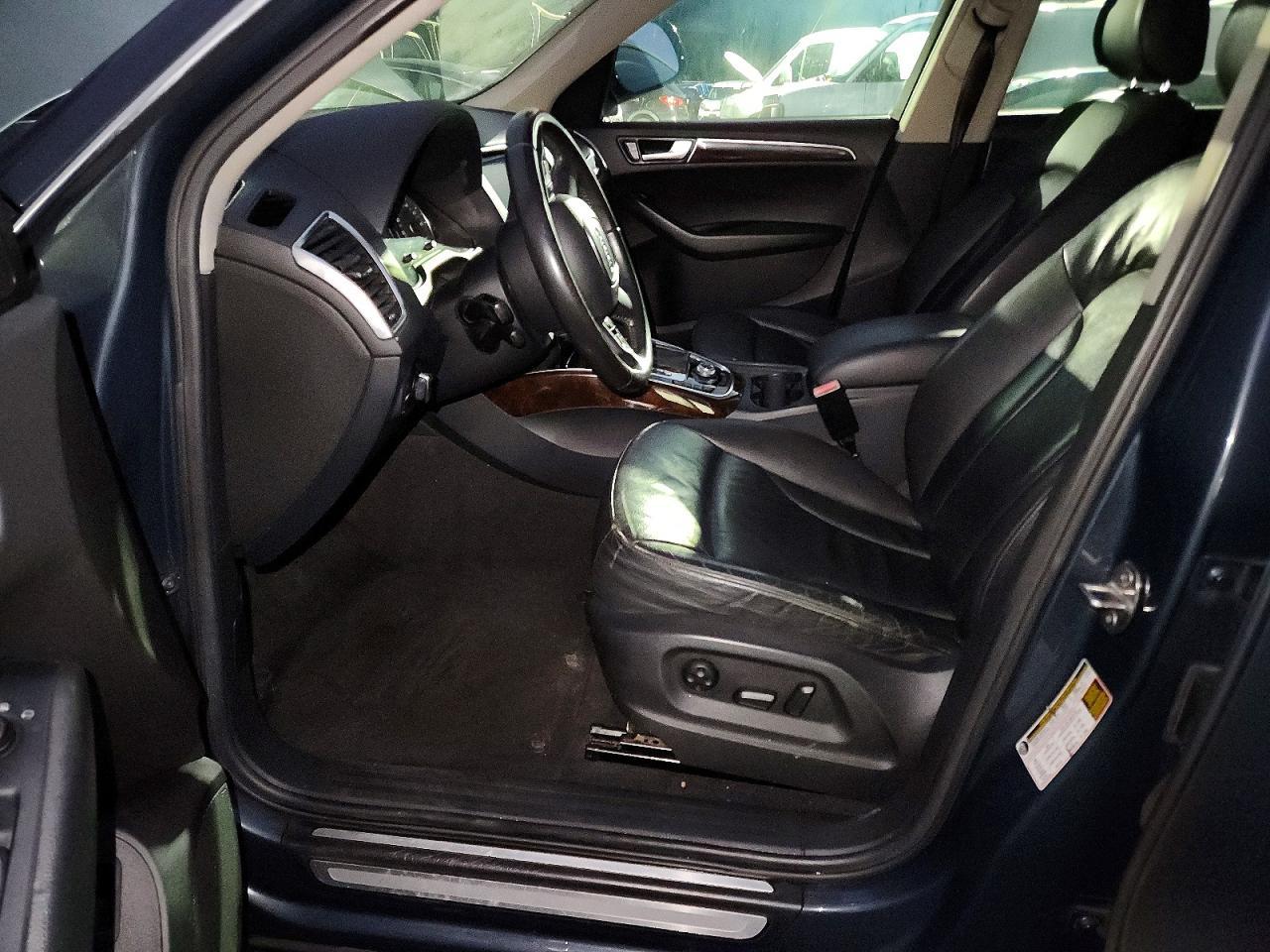 2011 Audi Q5 Premium Plus - Image 7