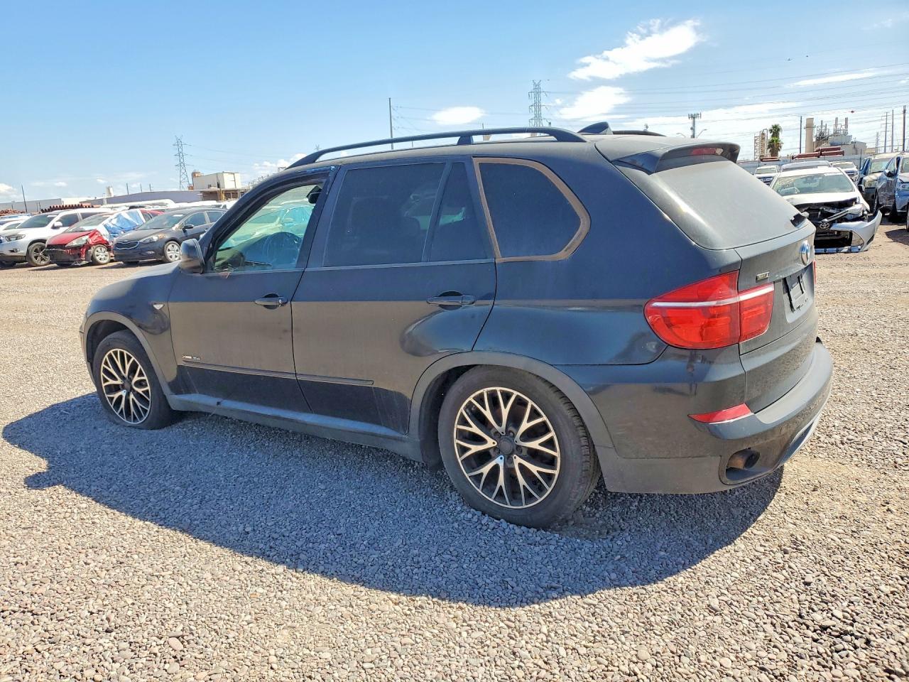 2011 BMW X5 xDrive35I - Фото 2