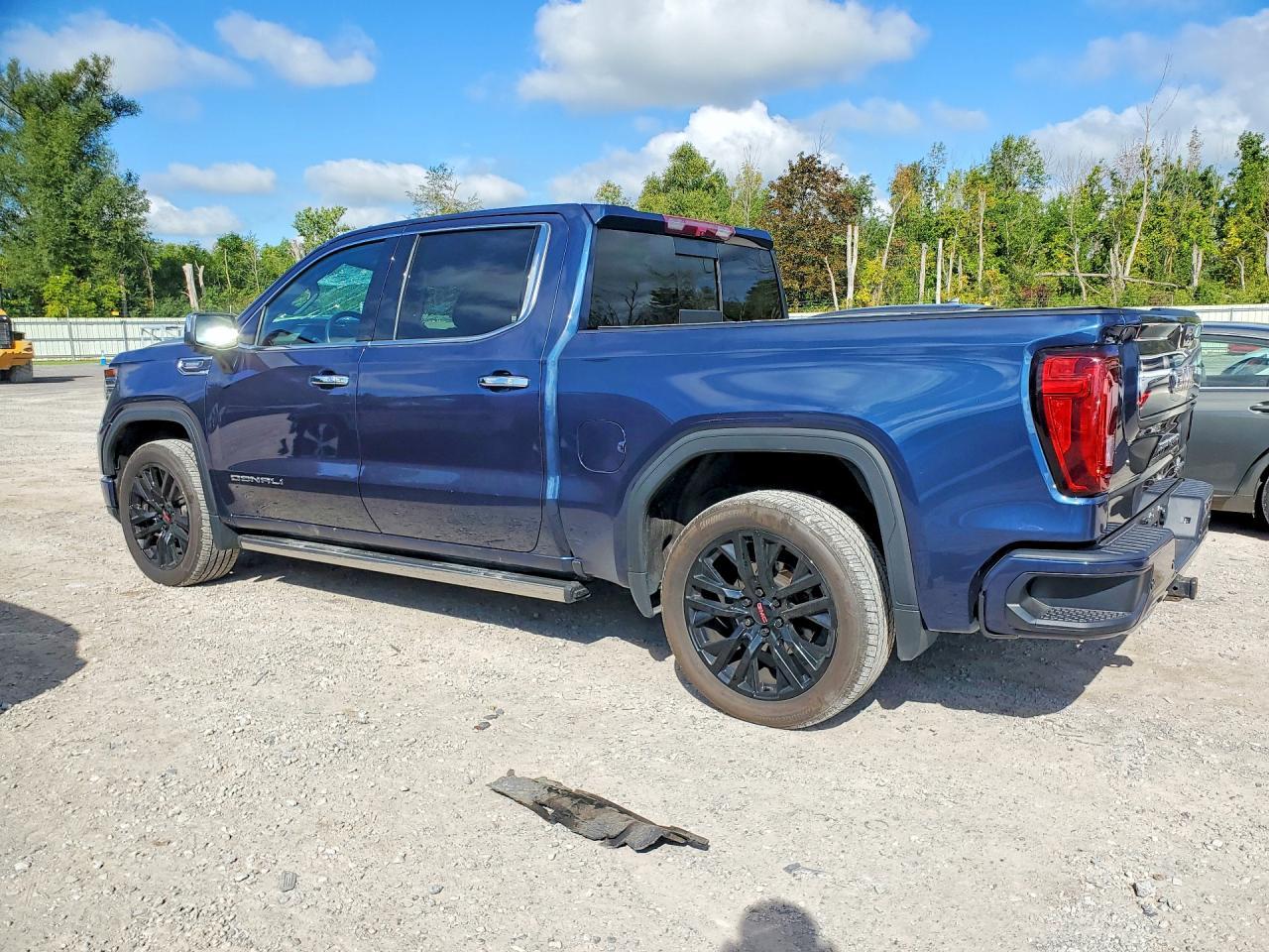 2022 GMC Sierra K1500 Denali - Image 2
