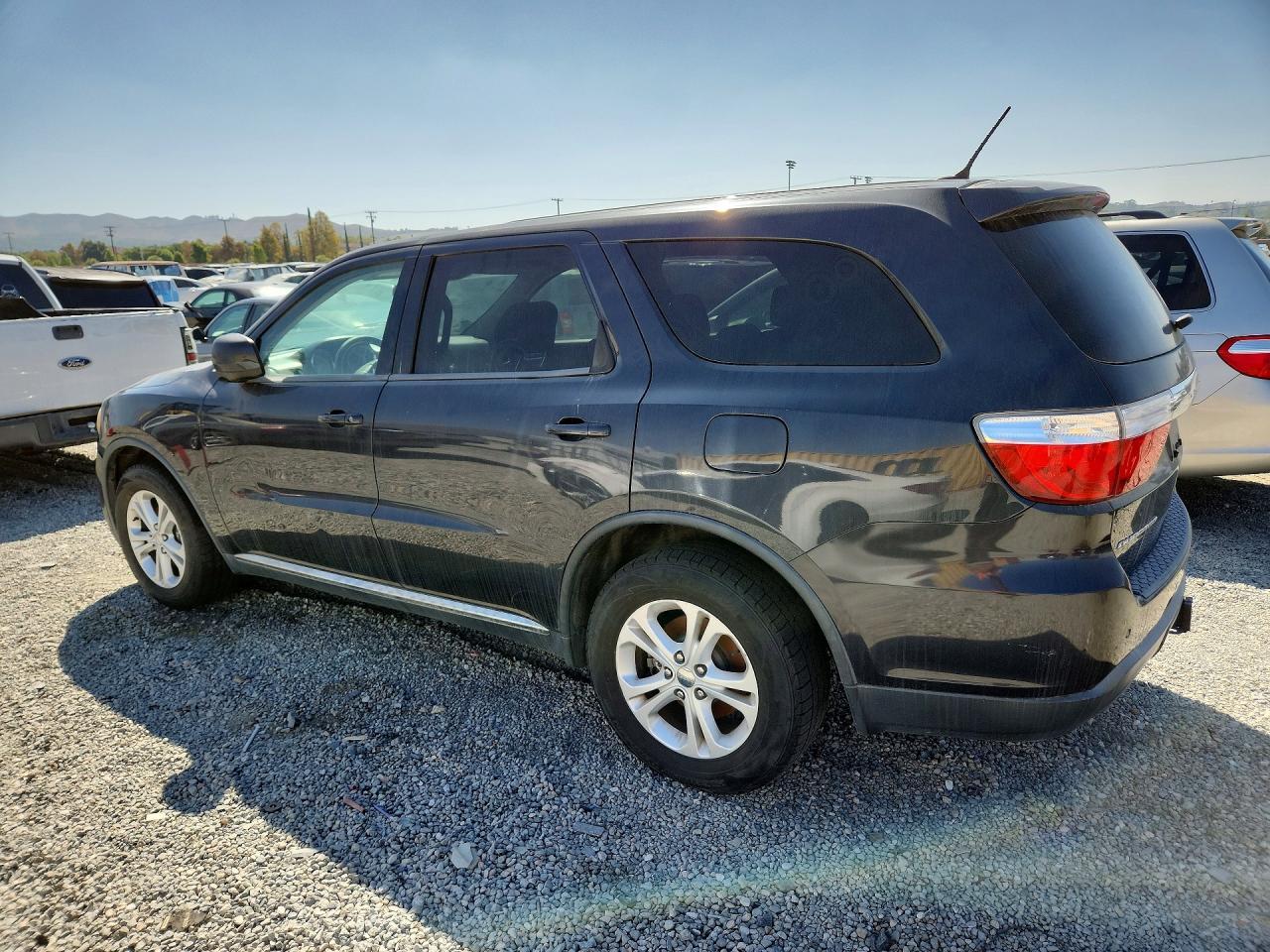 2013 Dodge Durango Sxt - Image 2