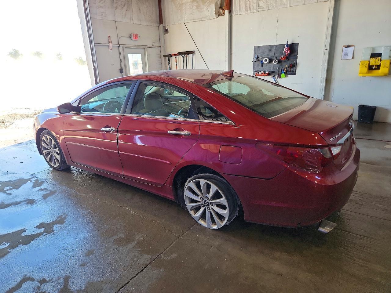 2011 Hyundai Sonata Limited 2.0T - Image 2