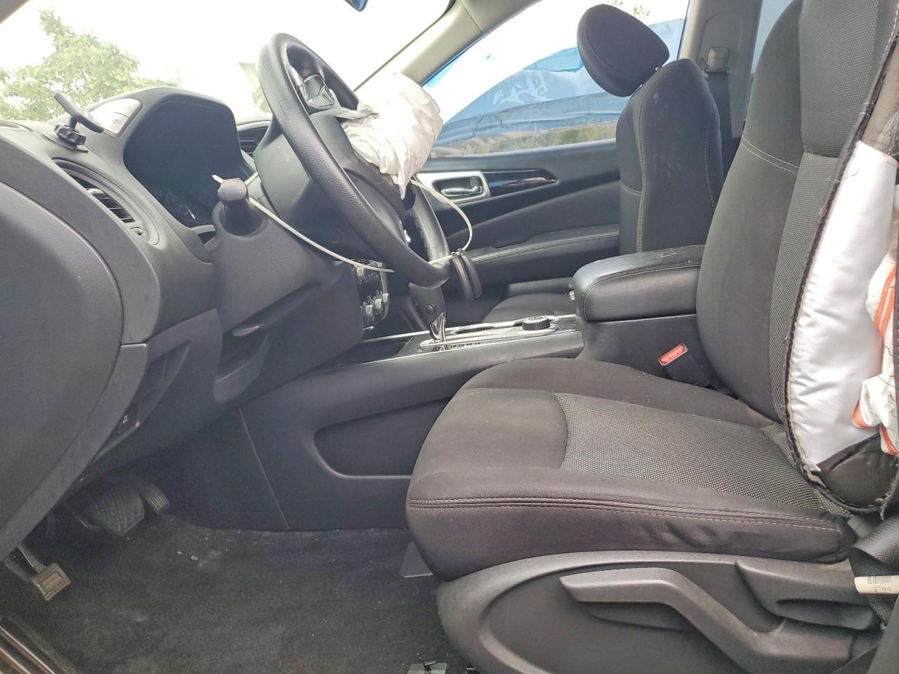2019 Nissan Pathfinder S - Image 7