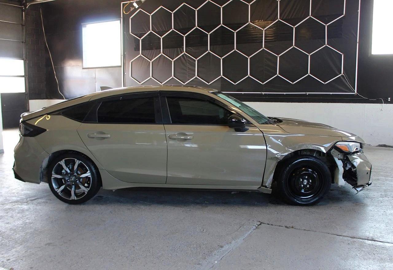 2026 Honda Civic Sport Touring - Image 4
