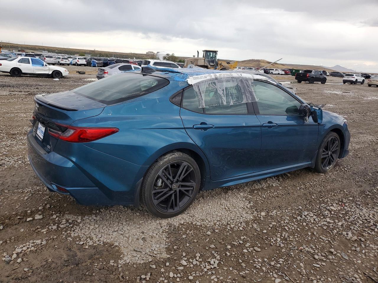 2025 Toyota Camry Xse - Image 3